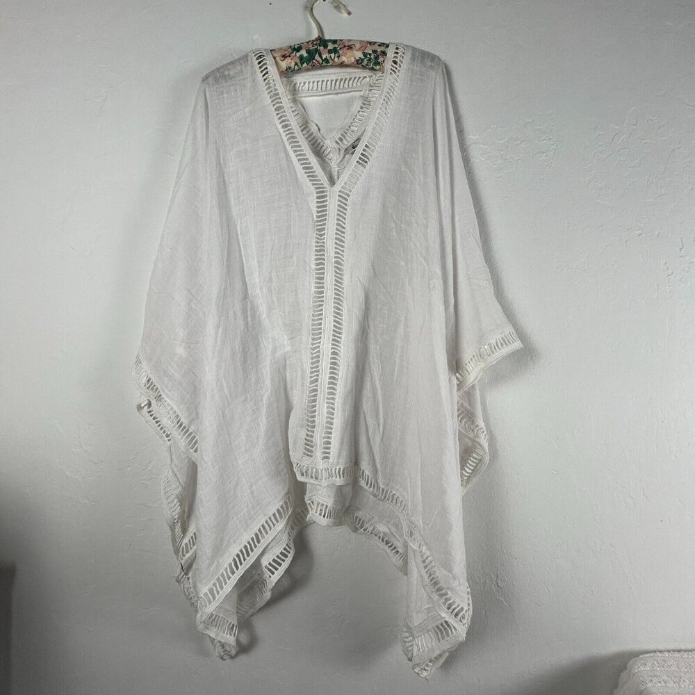 Mind Set By XCVI Women's Oversized Crochet Trim Poncho Sweater White Large